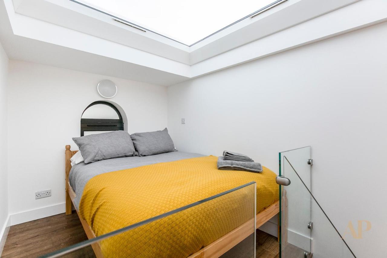 Split Level Studio Apartment In Camden ลอนดอน ภายนอก รูปภาพ