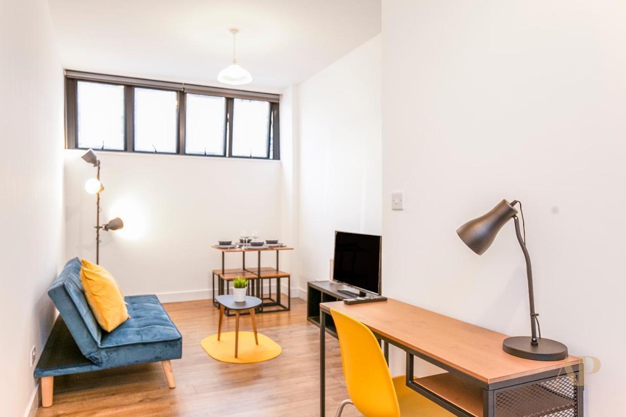 Split Level Studio Apartment In Camden ลอนดอน ภายนอก รูปภาพ