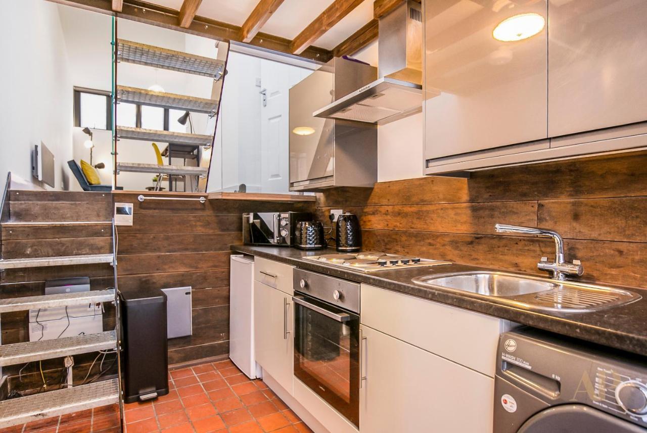 Split Level Studio Apartment In Camden ลอนดอน ภายนอก รูปภาพ